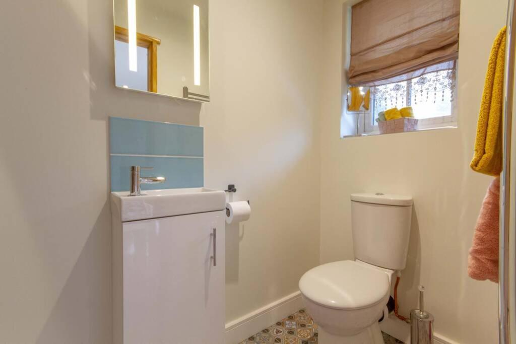 Breckland Cottage - Secluded Country Getaway Hockwold cum Wilton 外观 照片