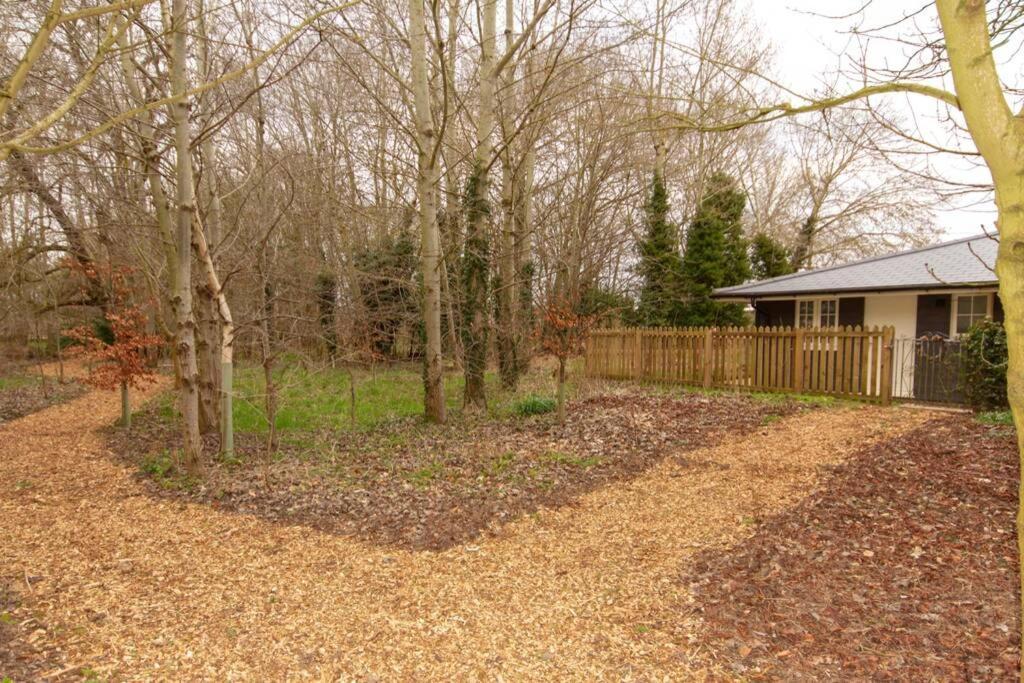 Breckland Cottage - Secluded Country Getaway Hockwold cum Wilton 外观 照片