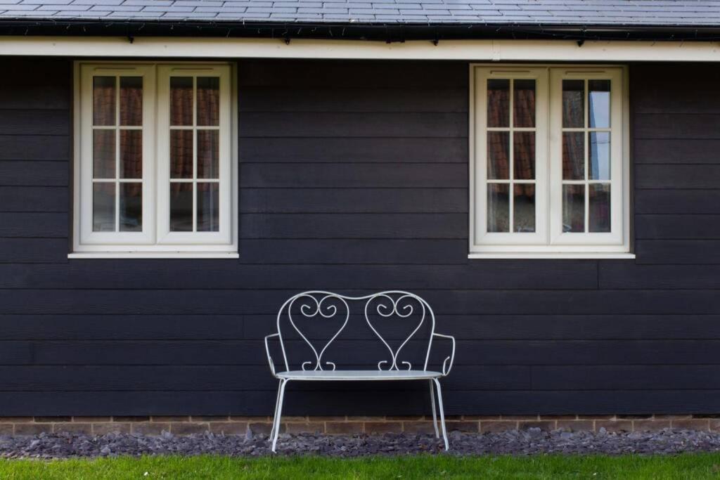 Breckland Cottage - Secluded Country Getaway Hockwold cum Wilton 外观 照片