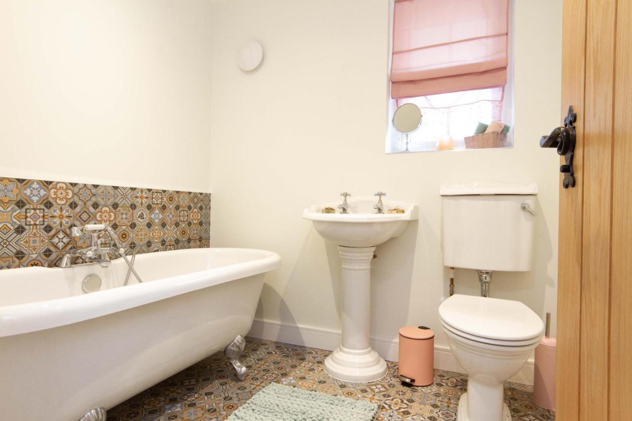 Breckland Cottage - Secluded Country Getaway Hockwold cum Wilton 外观 照片